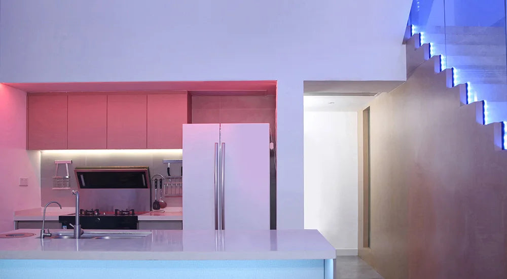 Yeelight RGB lightstrip 1S Интелигентна светлинна лента Умен дом Телефон Приложение Wi-Fi Цветна агнешка LED 2M до 10M 16 милиона 60 LED